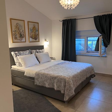 Apartments Bonvenon2풀라 외부 사진